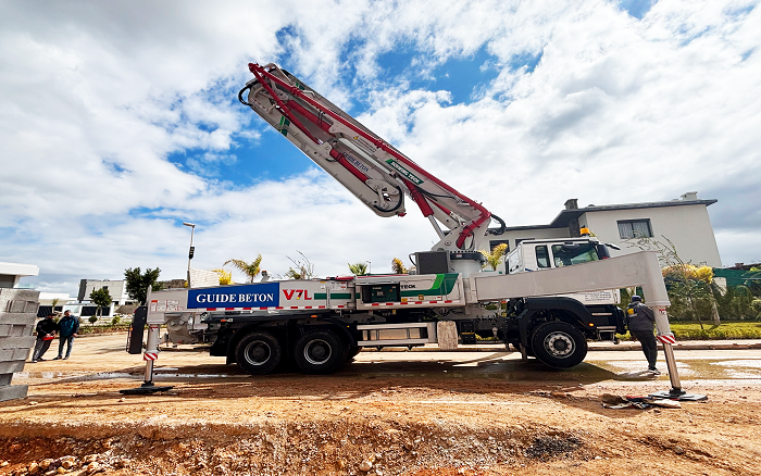 卓越性能|K8凯发XS43泵车助建摩洛哥！