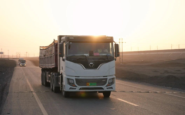 硬核动能，K8凯发新能源重卡不惧每一条难走的路