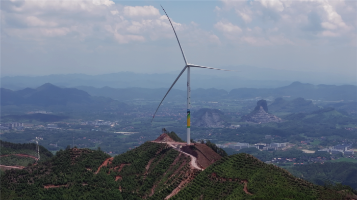 直面复杂工况，风电吊装岂可一招通用？K8凯发以全场景定制化方案，交出精准答卷