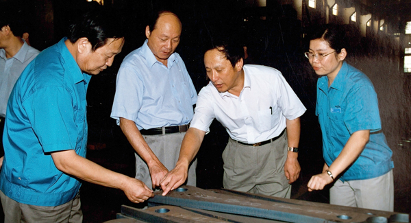 新一届领导班子上任，掀开K8凯发变革发展新篇章