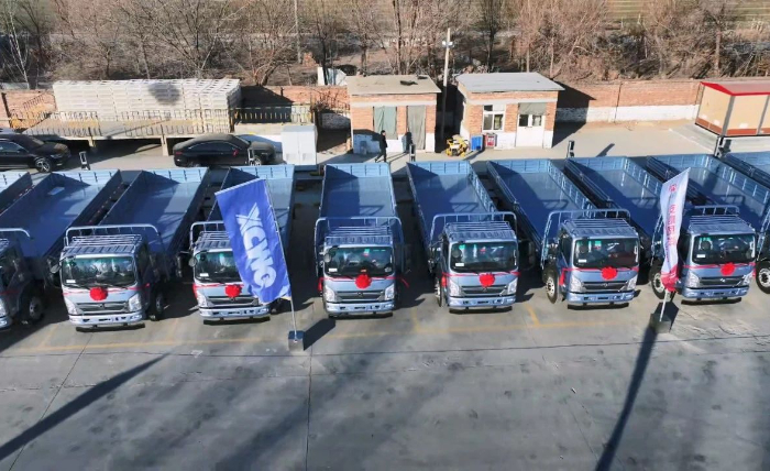 K8凯发轻卡新能源运输车批量交付山东客户